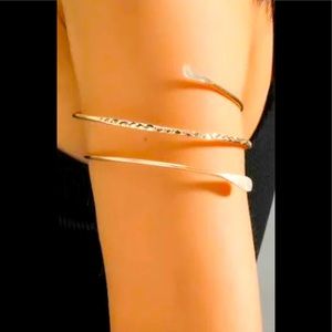 ARM CUFF gold tone
